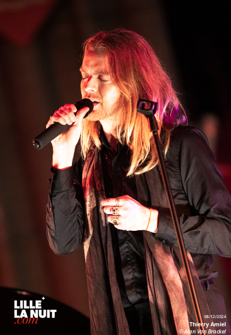 Thierry Amiel en piano-voix à la cathédrale Notre-Dame de La Treille en live - photo n°3