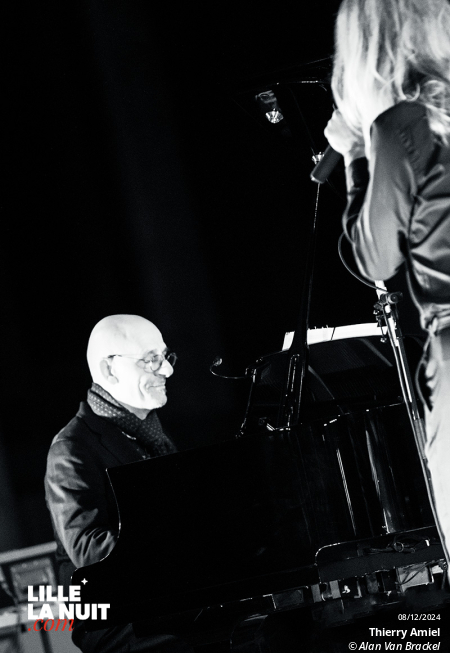 Thierry Amiel en piano-voix à la cathédrale Notre-Dame de La Treille en live - photo n°18