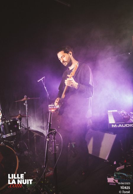 TÖRZS + Oh Hiroshima à la Bulle Café en live - photo n°4