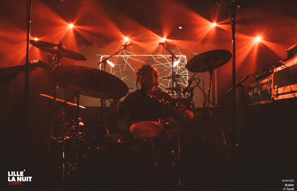 And So I Watch You From Afar + Scaler + Robocobra Quartet à l’Aéronef en live - photo n°4