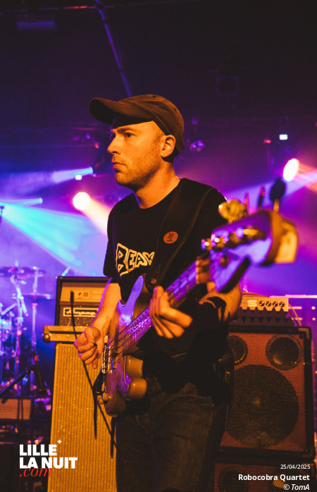 And So I Watch You From Afar + Scaler + Robocobra Quartet à l’Aéronef en live - photo n°1