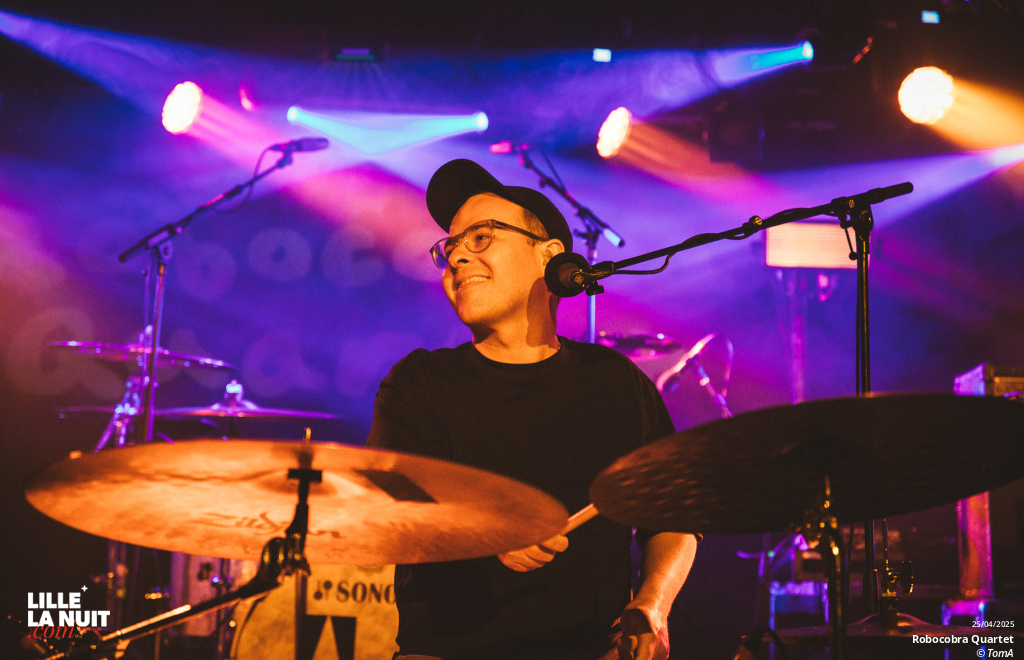 And So I Watch You From Afar + Scaler + Robocobra Quartet à l’Aéronef en live - photo n°7