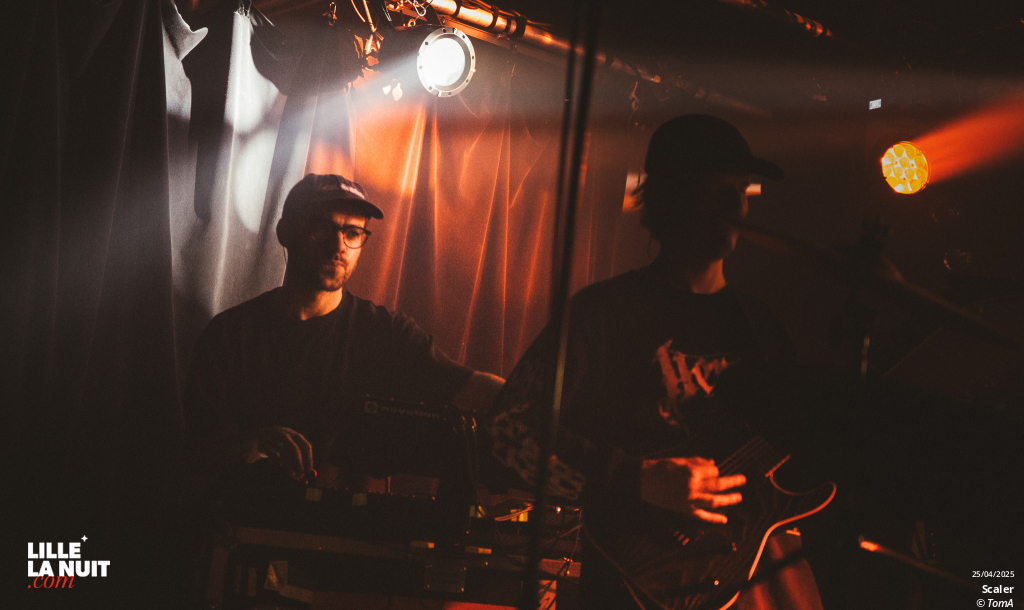 And So I Watch You From Afar + Scaler + Robocobra Quartet à l’Aéronef en live - photo n°16