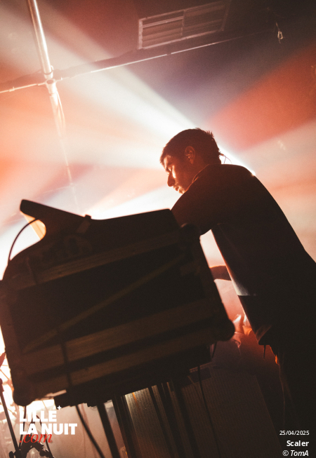 And So I Watch You From Afar + Scaler + Robocobra Quartet à l’Aéronef en live - photo n°15