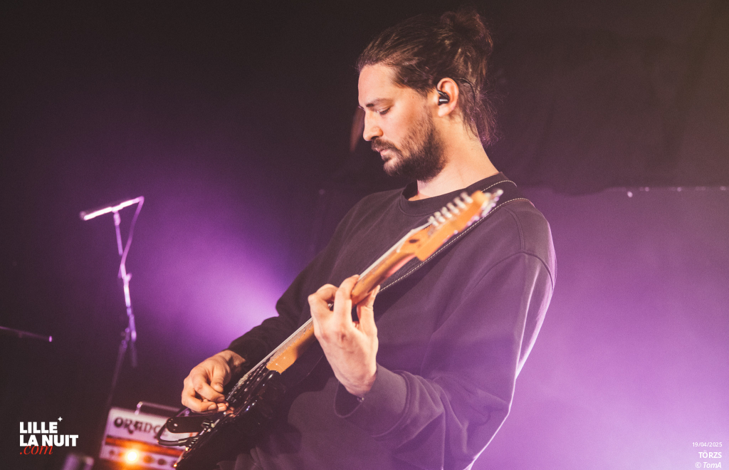 TÖRZS + Oh Hiroshima à la Bulle Café en live - photo n°15