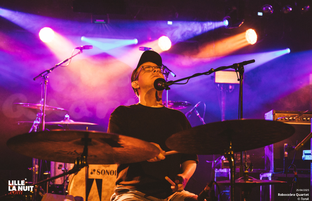 And So I Watch You From Afar + Scaler + Robocobra Quartet à l’Aéronef en live - photo n°6