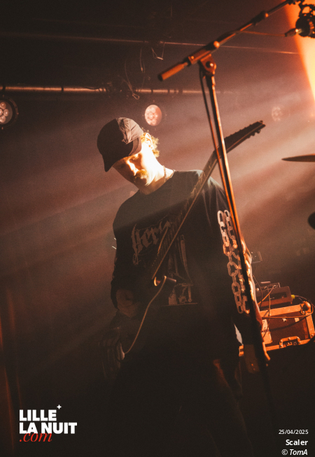 And So I Watch You From Afar + Scaler + Robocobra Quartet à l’Aéronef en live - photo n°11