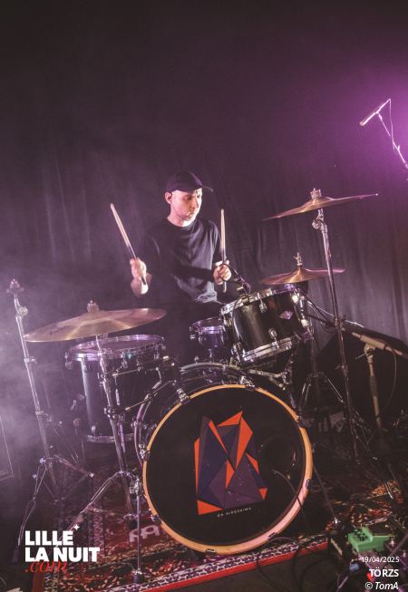 TÖRZS + Oh Hiroshima à la Bulle Café en live - photo n°19