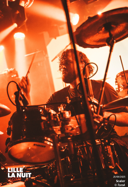 And So I Watch You From Afar + Scaler + Robocobra Quartet à l’Aéronef en live - photo n°18