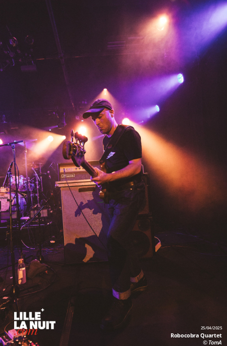 And So I Watch You From Afar + Scaler + Robocobra Quartet à l’Aéronef en live - photo n°15