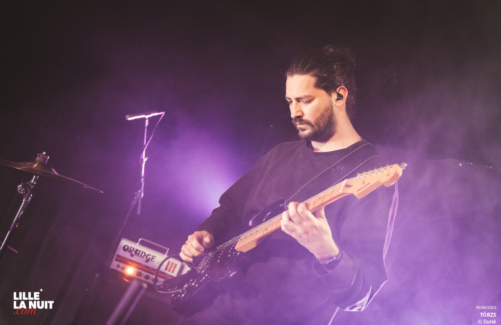 TÖRZS + Oh Hiroshima à la Bulle Café en live - photo n°3