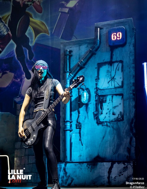 Powerwolf + Dragonforce au Zénith de Lille en live - photo n°9