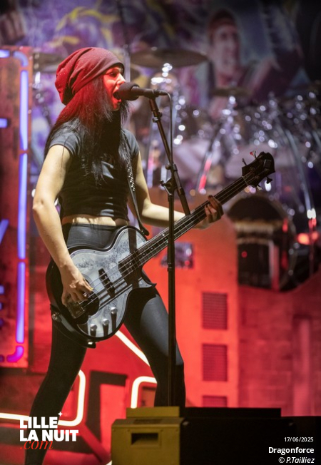 Powerwolf + Dragonforce au Zénith de Lille en live - photo n°2