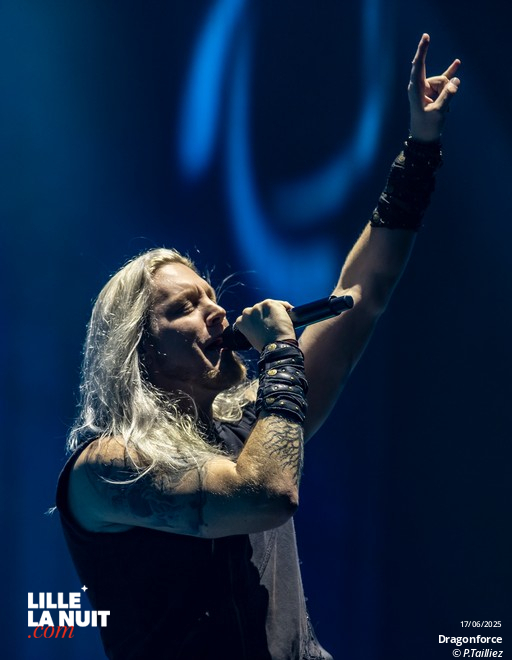Powerwolf + Dragonforce au Zénith de Lille en live - photo n°18