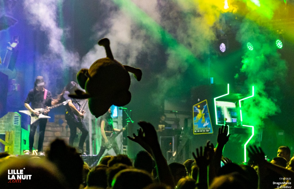 Powerwolf + Dragonforce au Zénith de Lille en live - photo n°6