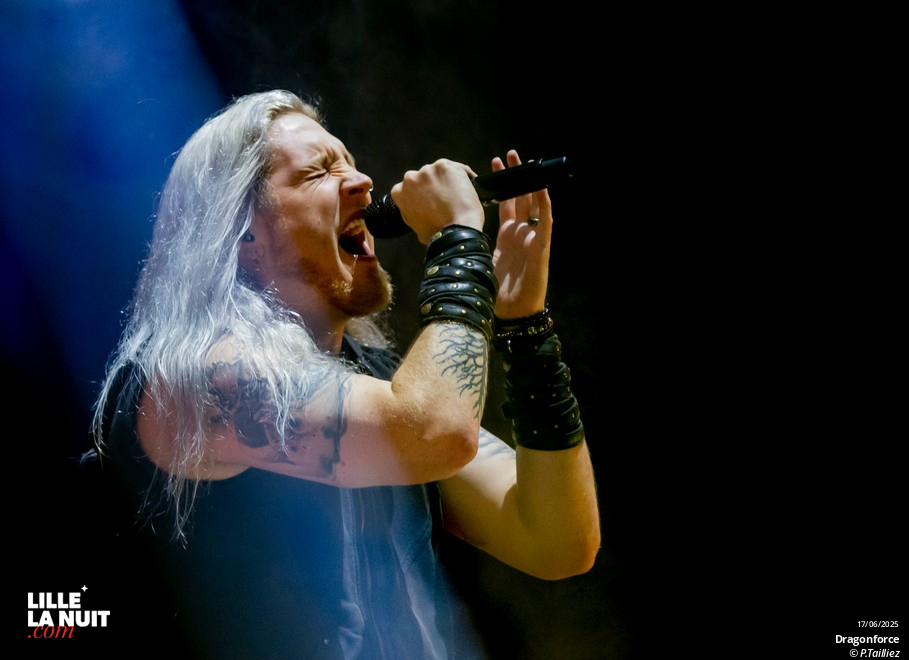 Powerwolf + Dragonforce au Zénith de Lille en live - photo n°23