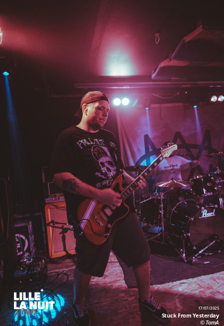 IPKISS + Stuck In Yesterday + Make War à la Brat Cave en live - photo n°7