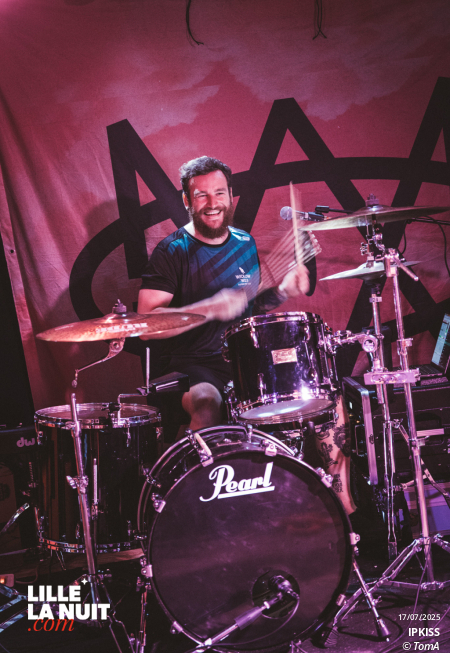 IPKISS + Stuck In Yesterday + Make War à la Brat Cave en live - photo n°15