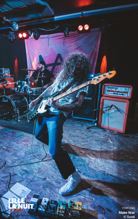 IPKISS + Stuck In Yesterday + Make War à la Brat Cave en live - photo n°12