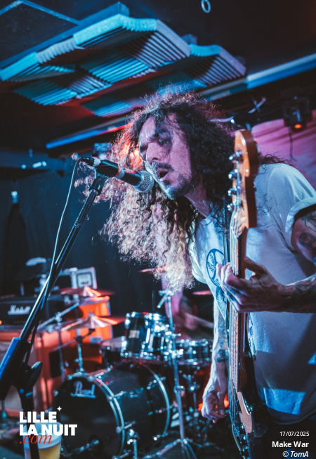 IPKISS + Stuck In Yesterday + Make War à la Brat Cave en live - photo n°14