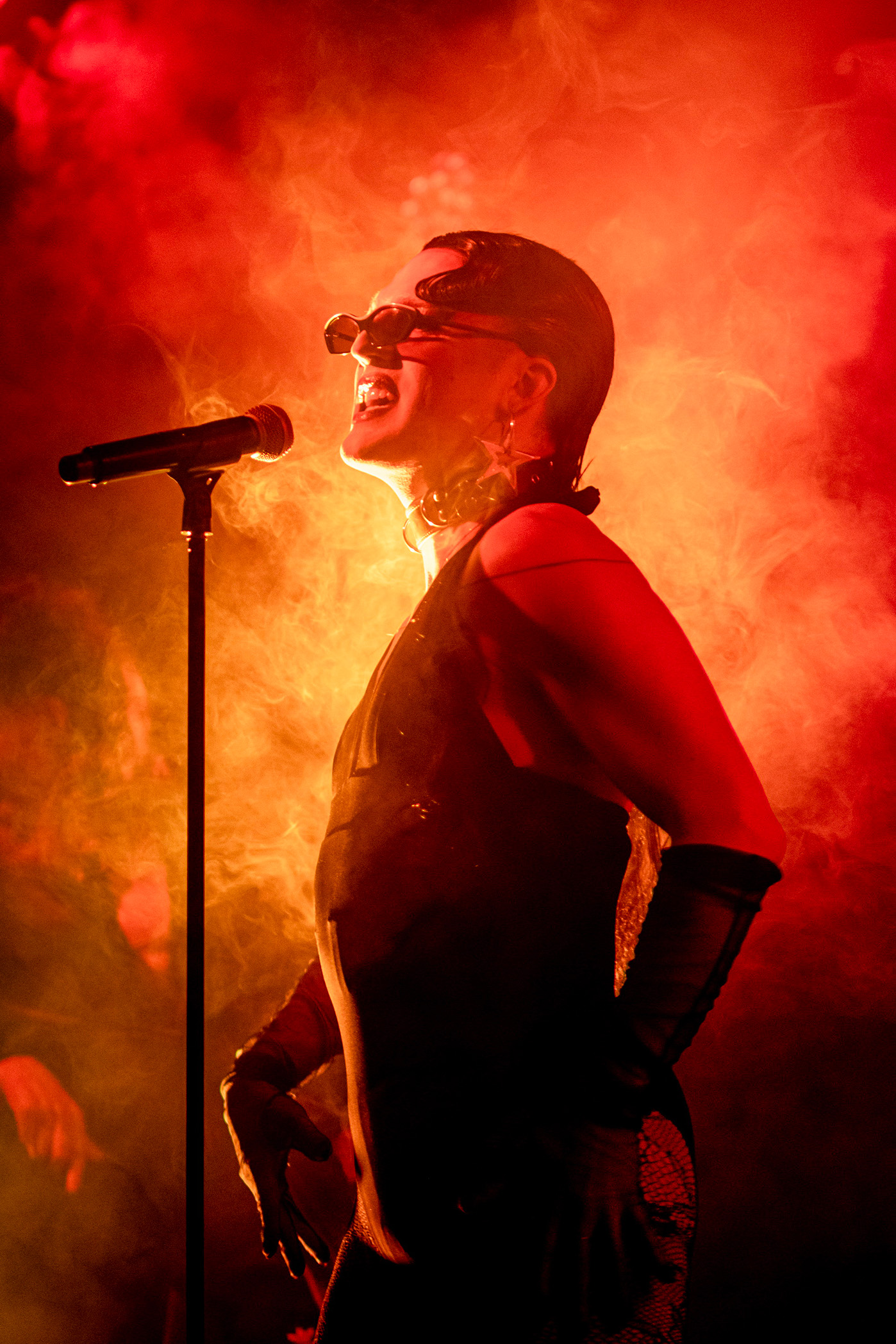 Madame Arthur enflamme le 9-9bis