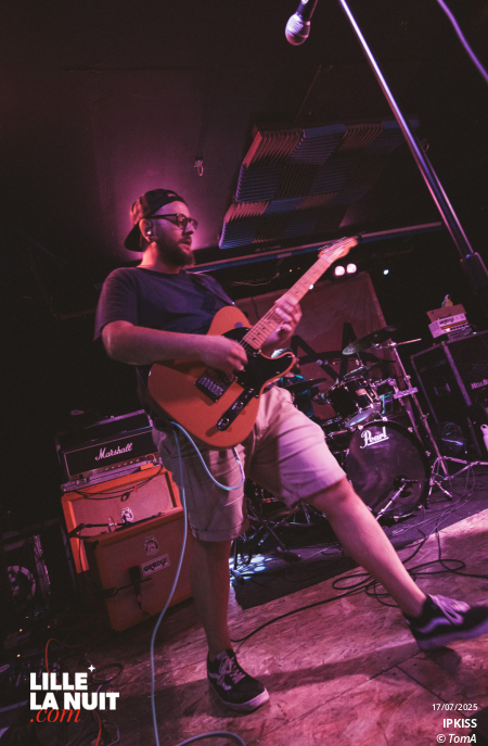 IPKISS + Stuck In Yesterday + Make War à la Brat Cave en live - photo n°4