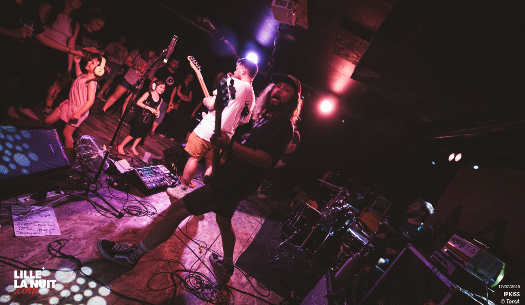 IPKISS + Stuck In Yesterday + Make War à la Brat Cave en live - photo n°33