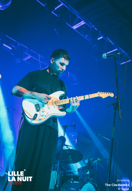 Johnny Marr + The Clockworks à L’Aéronef en live - photo n°23