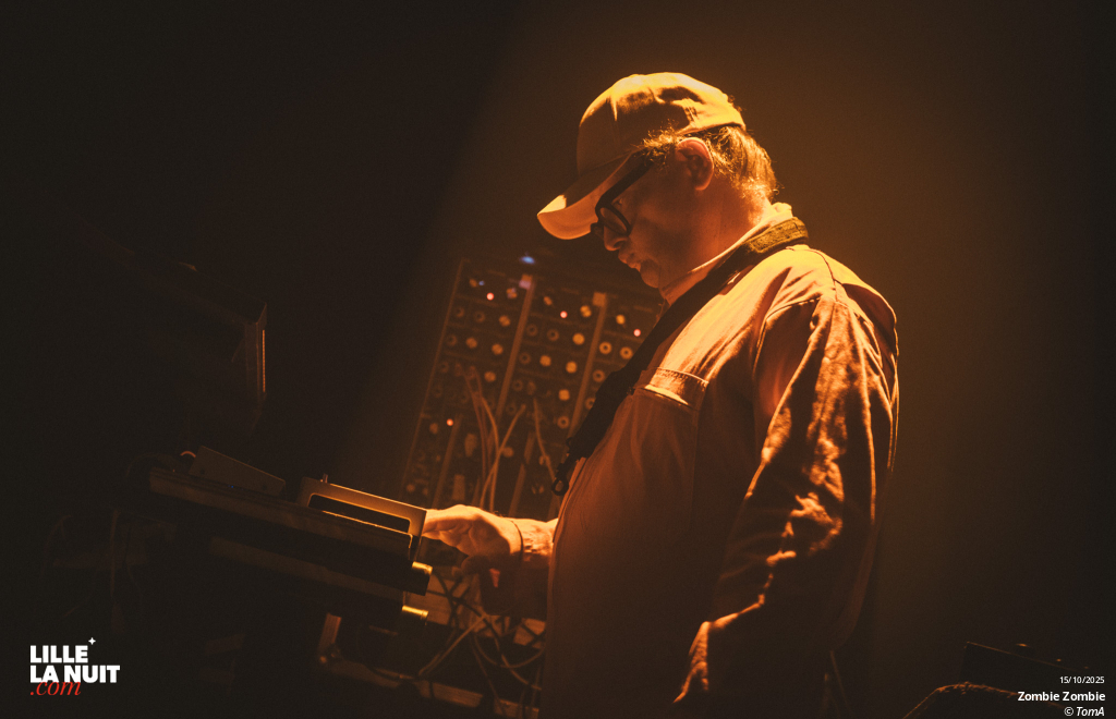 Zombie Zombie + Totorro au Grand Mix en live - photo n°21