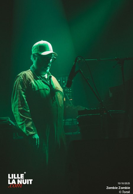 Zombie Zombie + Totorro au Grand Mix en live - photo n°28