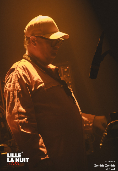 Zombie Zombie + Totorro au Grand Mix en live - photo n°23