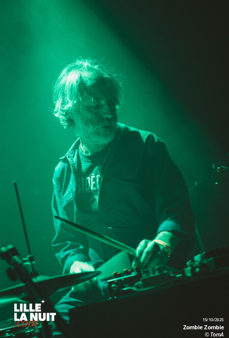 Zombie Zombie + Totorro au Grand Mix en live - photo n°30