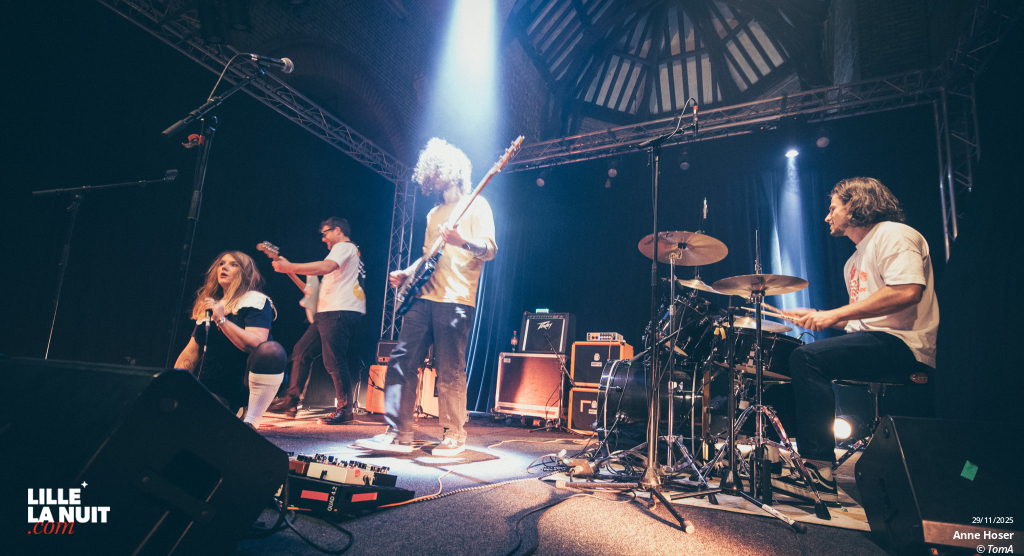Anne Hoser à la Salle Marguerite de Sains en Gohelle en live - photo n°12