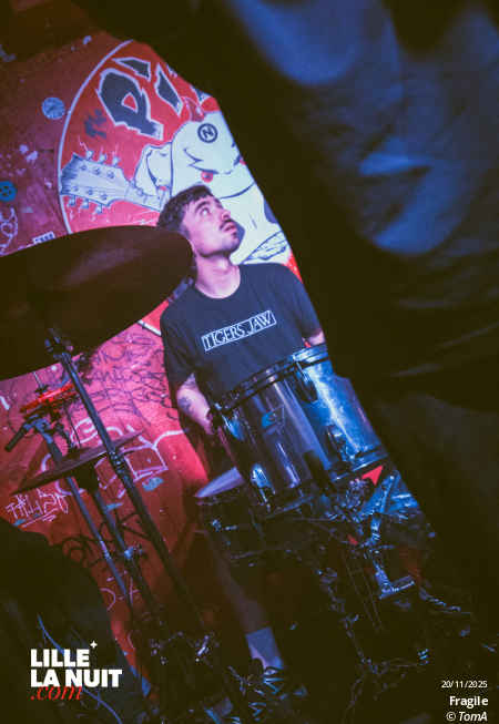Fragile + Stonks au Pit’s à Courtrai en live - photo n°20