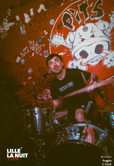 Fragile + Stonks au Pit’s à Courtrai en live - photo n°15