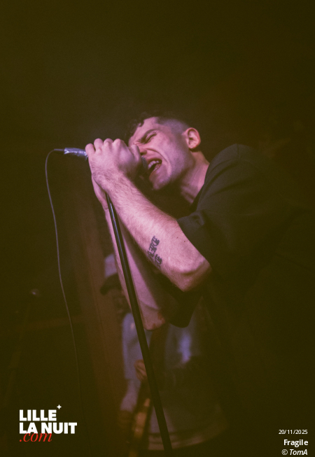 Fragile + Stonks au Pit’s à Courtrai en live - photo n°9