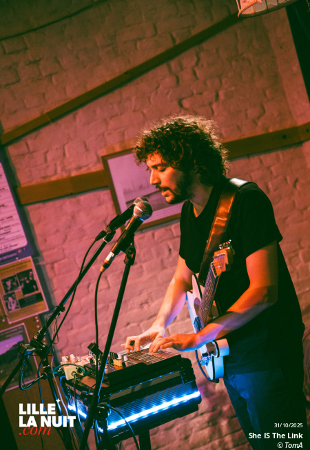 Cauliflowers + She Is The Link au Tok Ici en live - photo n°1