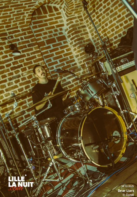 Dear Liars + Cohesion + Insurgent au High Voltage en live - photo n°27