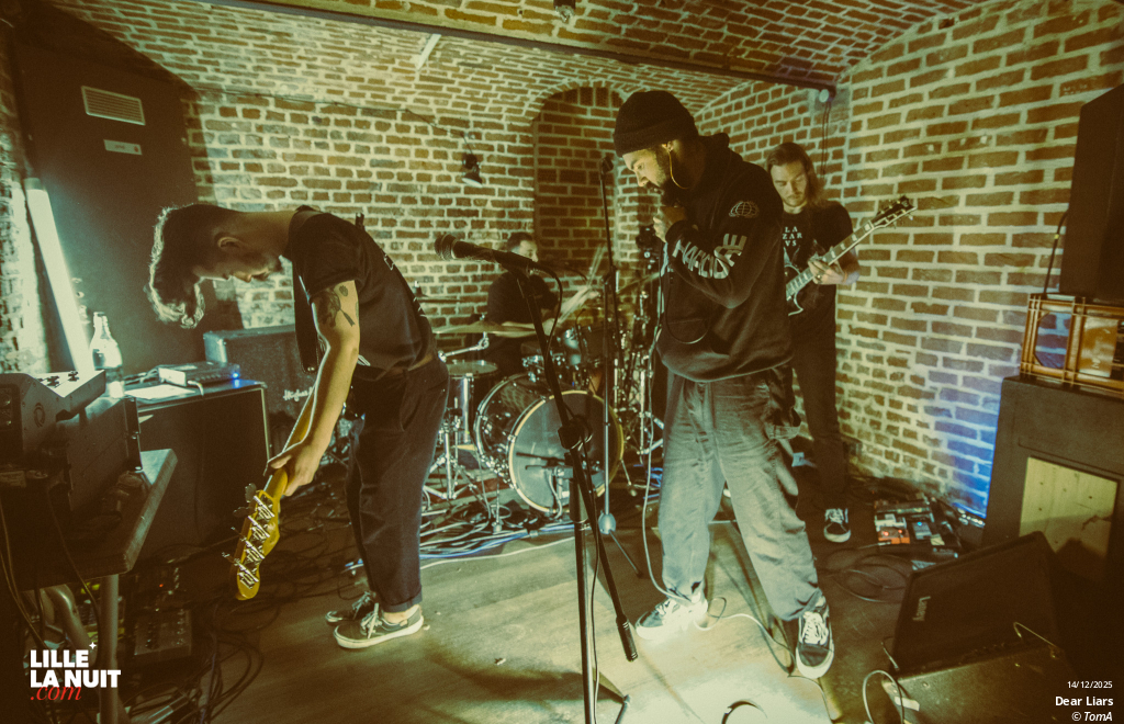 Dear Liars + Cohesion + Insurgent au High Voltage en live - photo n°1