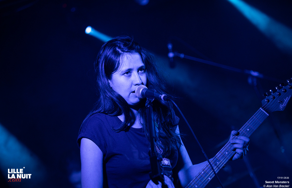 Between Monsters and Shadows à la Brat Cave : Nightfall District + Kill The Hollow + Sweet Monsters en live - photo n°5