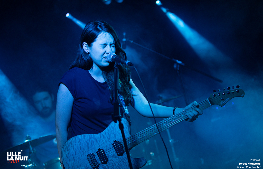 Between Monsters and Shadows à la Brat Cave : Nightfall District + Kill The Hollow + Sweet Monsters en live - photo n°1