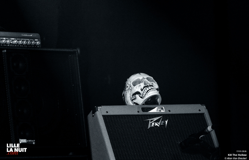 Between Monsters and Shadows à la Brat Cave : Nightfall District + Kill The Hollow + Sweet Monsters en live - photo n°1