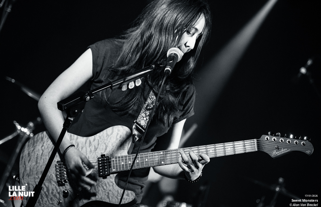 Between Monsters and Shadows à la Brat Cave : Nightfall District + Kill The Hollow + Sweet Monsters en live - photo n°9