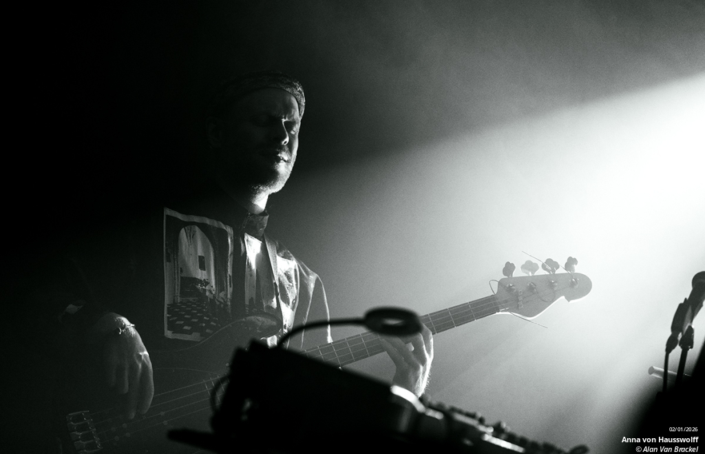 Anna von Hausswolff + Fantôme Josepha au club de l&rsquo;Aéronef de Lille en live - photo n°7