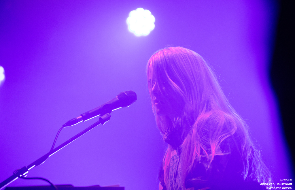 Anna von Hausswolff + Fantôme Josepha au club de l&rsquo;Aéronef de Lille en live - photo n°15