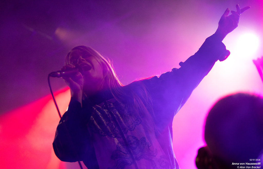 Anna von Hausswolff + Fantôme Josepha au club de l&rsquo;Aéronef de Lille en live - photo n°17