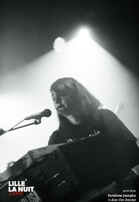 Anna von Hausswolff + Fantôme Josepha au club de l&rsquo;Aéronef de Lille en live - photo n°3