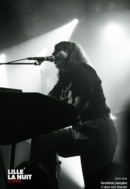 Anna von Hausswolff + Fantôme Josepha au club de l&rsquo;Aéronef de Lille en live - photo n°5