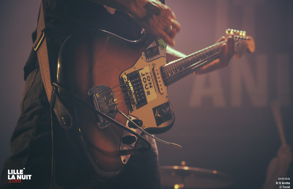 Bruit ≤ + It It Anita au Grand Mix en live - photo n°7