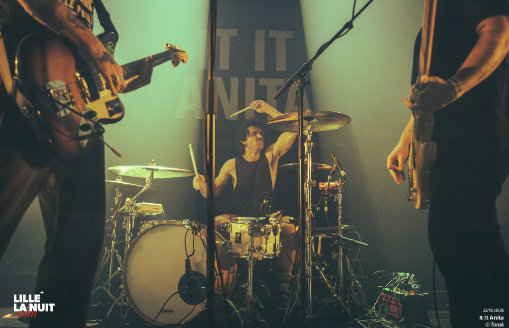 Bruit ≤ + It It Anita au Grand Mix en live - photo n°10